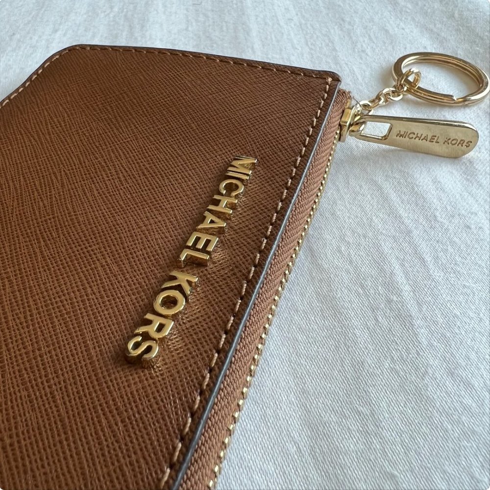 Michael Kors Jet Set Travel Saffiano Leather Zip Coin Pouch with ID Holder